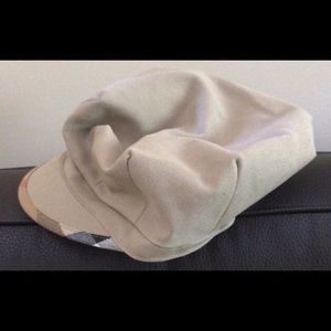 Burberry hat